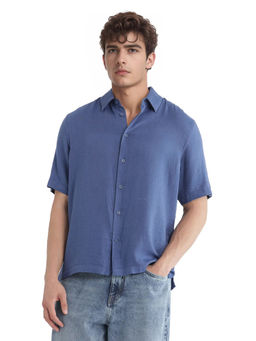 Rare Rabbit - Men Blue Solid Casual Shirt