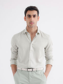 Rare Rabbit - Men Off White Solid Casual Shirt