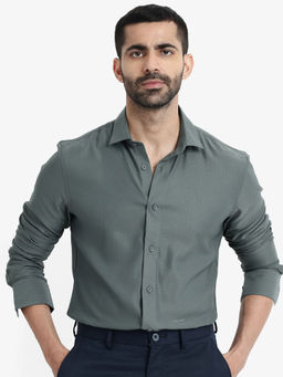 Rare Rabbit - Men Green Solid Casual Shirt