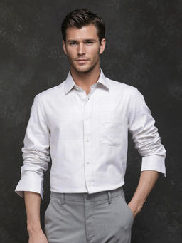 Rare Rabbit - Men White Checks Casual Shirt