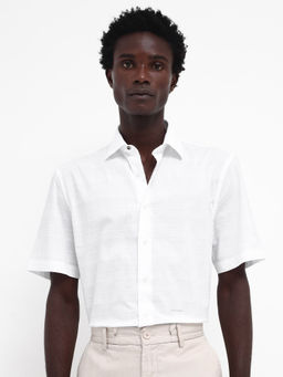 Rare Rabbit - Men White Checks Casual Shirt