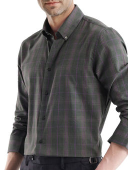Rare Rabbit - Men Green Checks Casual Shirt