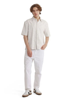 Rare Rabbit - Men White Stripes Casual Shirt