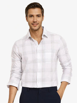 Rare Rabbit - Men White Checks Casual Shirt