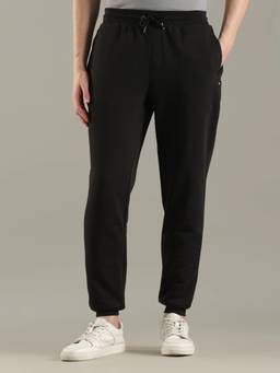 Tommy Hilfiger - Regular Fit Solid Mid Rise Joggers