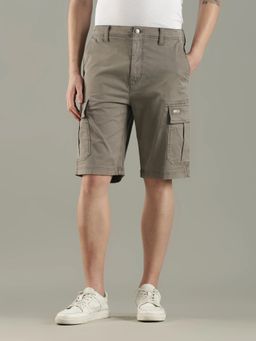 Tommy Hilfiger - Regular Fit Solid Mid Rise Shorts