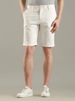 Tommy Hilfiger - Slim Fit Solid Mid Rise Shorts
