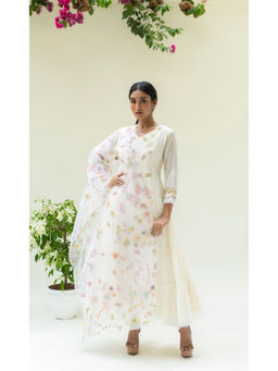 AM by Anita Mittal - Soch Side-Gather White Anarkali with Pant and Dupatta