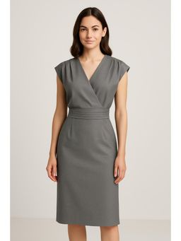 Cider - V Neck Solid Wrap Split Sleeveless Midi Dress