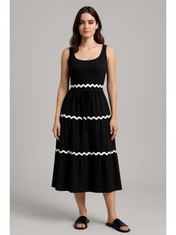 Cider - Scoop Neckline Contrasting Binding Tank Top with Mid Rise Tiered Maxi Skirt (Set of 2)