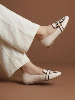 JODYHUB - Round Toe Loafer Cream