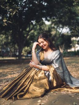 Eternity by Sakshi - Chandi Sona Saree without Blouse