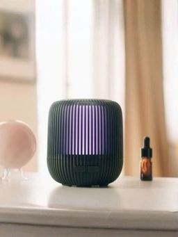 Smokey Cocktail - Calming Aroma Mist Humidifier/Diffuser - Black