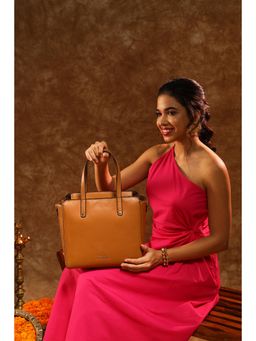 THE GUSTO - Mini Beyond Plus with Zipper - Tan