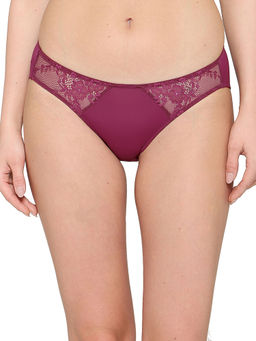 Wacoal - Balcony and Beyond Low Waist Medium Coverage Everyday Wear Bikini Panty