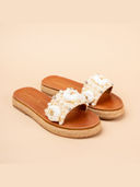 Beige color option, Currently selected