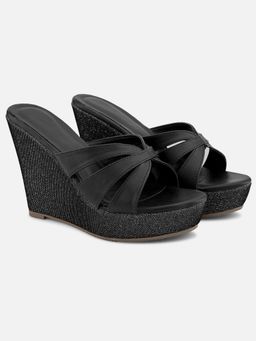 Elevato Basics - Black Wedges Heels
