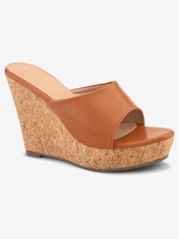 Elevato Basics - Tan Wedges Heels