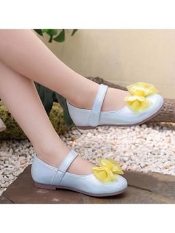 toothless - Girls Ballerinas in Sky Blue with Bow Detail and Hook and Loop Strap