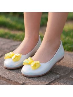 toothless - Girls Ballerinas in Sky Blue with Bow Detail and Shimmer Finish Comfort