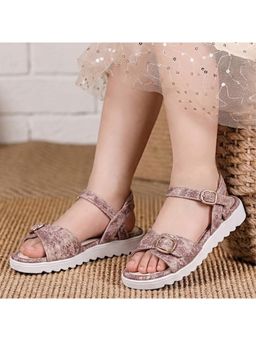 toothless - Girls Sandals Plum Strap Design with Easy Fit and Lightweight Comfort