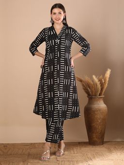 FASHOR - Abstract Geometric Printed A-Line Panelled Co-Ord - Black (Set of 2)