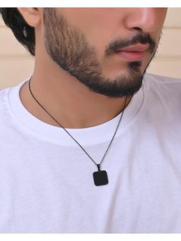 VOJ - Mens Stainless Steel Chain With Square Shaped Pendant