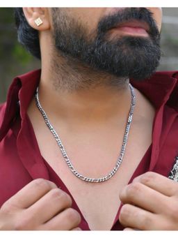 VOJ - Silver Plated Cuban Link Chain