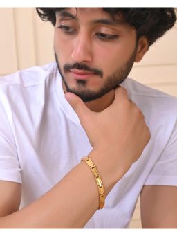 VOJ - Gold Toned Linked Minimal Bracelet For Men's