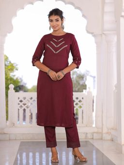 Jaipur Kurti - Wine Embroidered Straight Kurta With Palazzo (Set of 2)