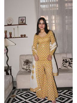 THE SAYURI - Ravya Embroidered Kurta with Sharara and Dupatta