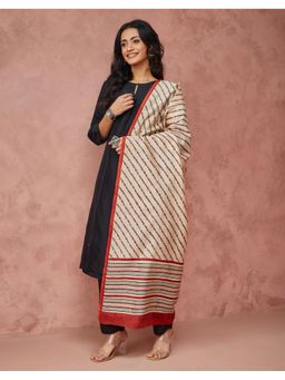 Fabindia - Natural Cotton Silk Bagru Printed Dupatta