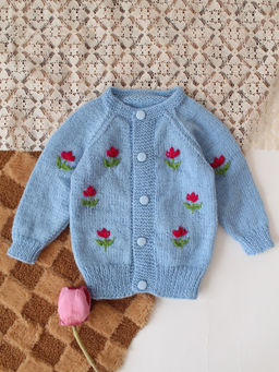 Woonie - Handknitted Floral Embroidered Sweater - Blue