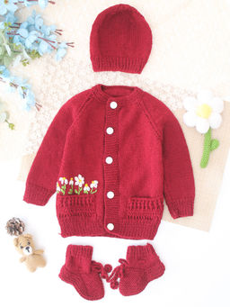 Woonie - Handknitted Floral Embroidered Pocket Detailed Sweater With Cap & Socks
