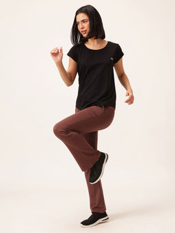 Clovia - Comfort Fit Active T-Shirt in Black - Cotton