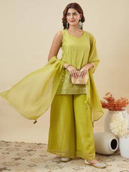 Tankori - Women Green Embroidered Sleeveless Kurta With Palazzo & Dupatta