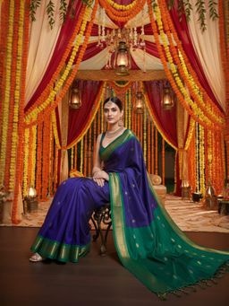 A S CREATION - Women Green Cotton Silk Kanchipuram with Elegant Traditional Design Saree
