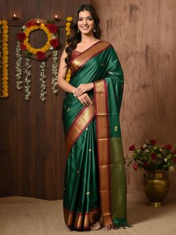 A S CREATION - Women Green Cotton Silk Kanchipuram with Traditional Design Saree