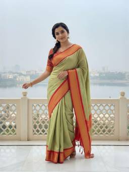 A S CREATION - Women Green Cotton Silk Kanchipuram with Traditional Design Saree
