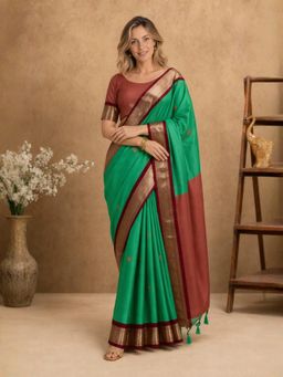 A S CREATION - Women Green Cotton Silk Kanchipuram with Traditional Design Saree