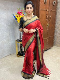 A S CREATION - Women Maroon Cotton Silk Kanchipuram with Elegant Traditional Design Saree