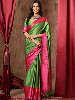 A S CREATION - Women Green Cotton Silk Kanchipuram with Elegant Traditional Design Saree