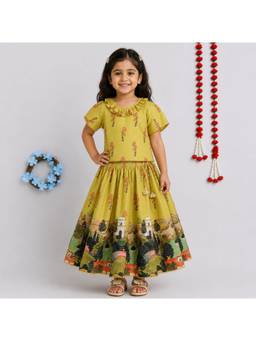 BAATCHEET - Female Green Cotton Lehenga and Choli