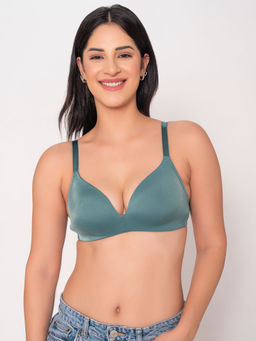 Chelvet - Lightly Padded Non-Wired Medium Coverage Workout Bra