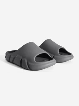 The Souled Store - Originals Men Sliders: Dark Grey