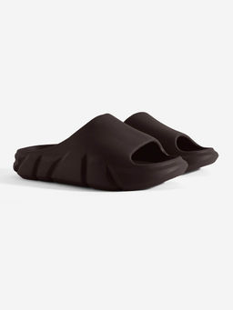 The Souled Store - Originals Men Sliders: Brown