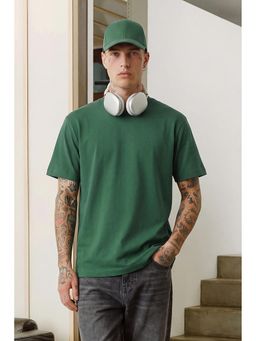 Snitch - Dark Green Solid Half Sleeves Slim Casual T-Shirt