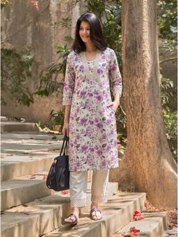The Suitable - Hazel Purple Floral Printed Crochet Lace Detailing Kurta with Pant