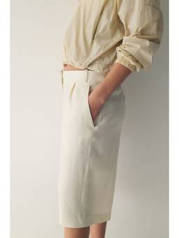 H&M MOVE - H&M Women Beige Loose Fit Linen-Blend Shorts