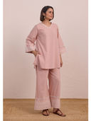 Pink color option, Sold out, Currently selected